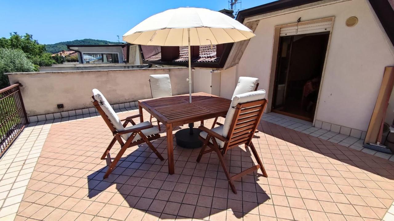 Apartmán La Mansarda Castel Di Sangro Exteriér fotografie